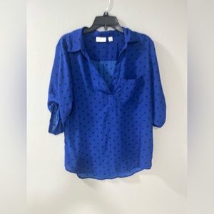 New York & Co Blue and black polka dot shirt size Large